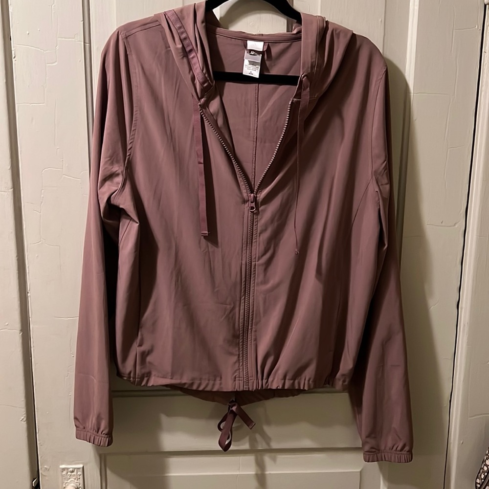 Victoria Secret Sport plum medium workout zip up with cute back tie
